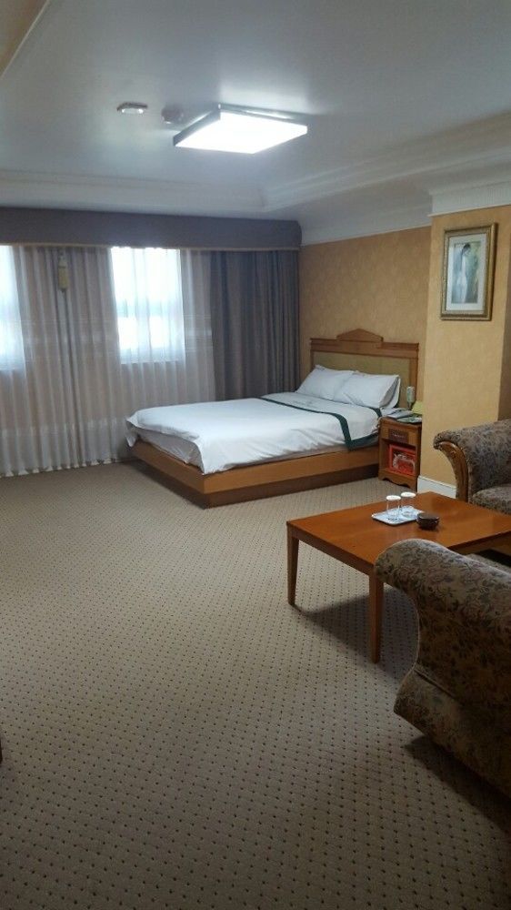 Gwangju Empire Hotel Gwangju Metropolitan City Εξωτερικό φωτογραφία